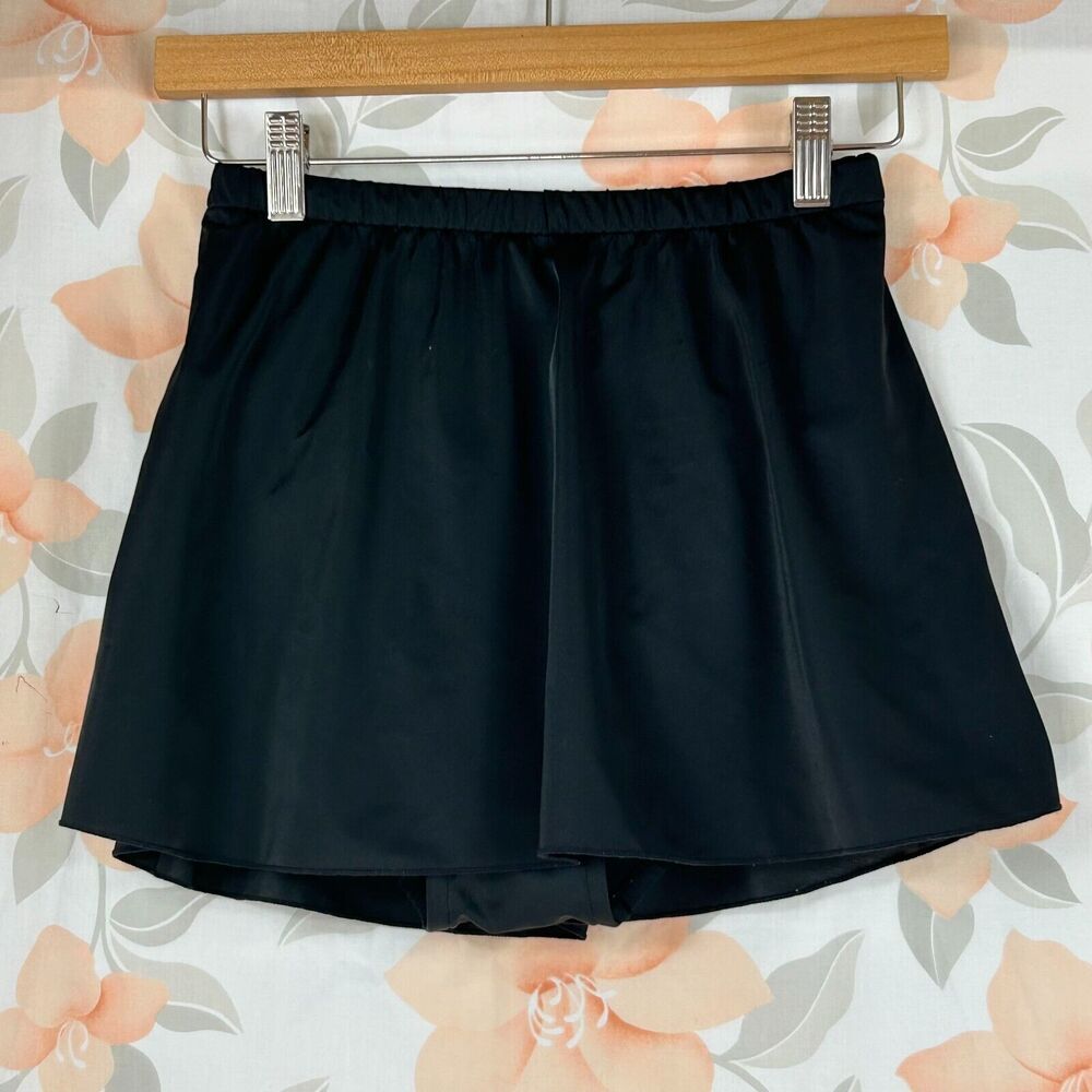 Trimshaper Swimwear Skirt Womens 8 Black Pleated Stretch Waist Pull On - Picture 4 of 8